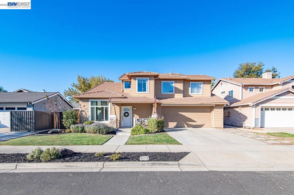 4785 Mills Dr — photo