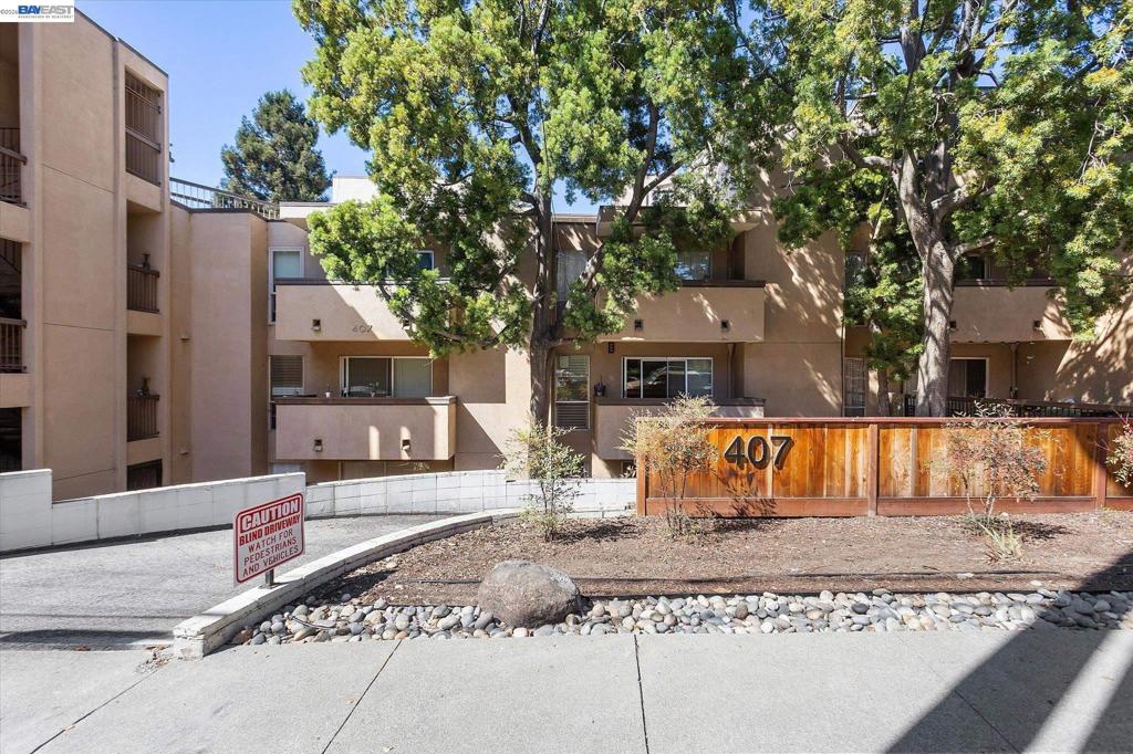 407 Orange St Unit 310 — photo