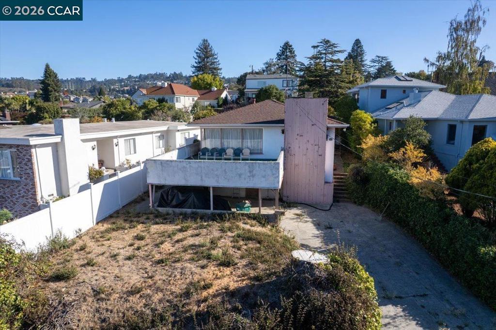 5316 Harbord Dr — photo