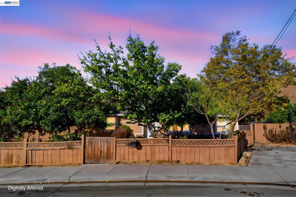 38053 Canyon Heights Drive — photo