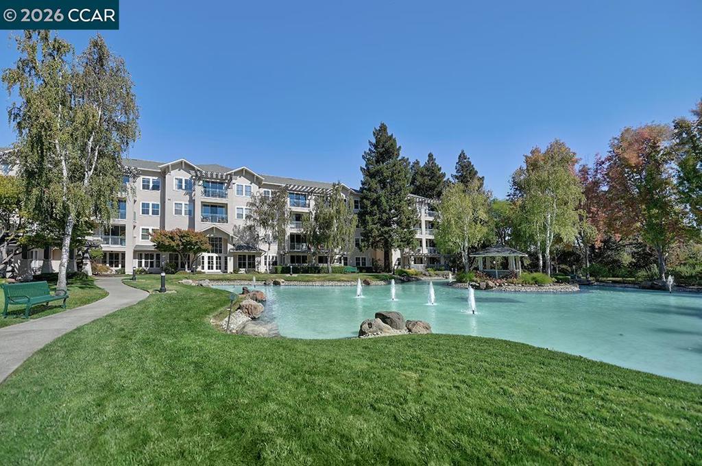 1840 Tice Creek Dr Unit 2117 — photo