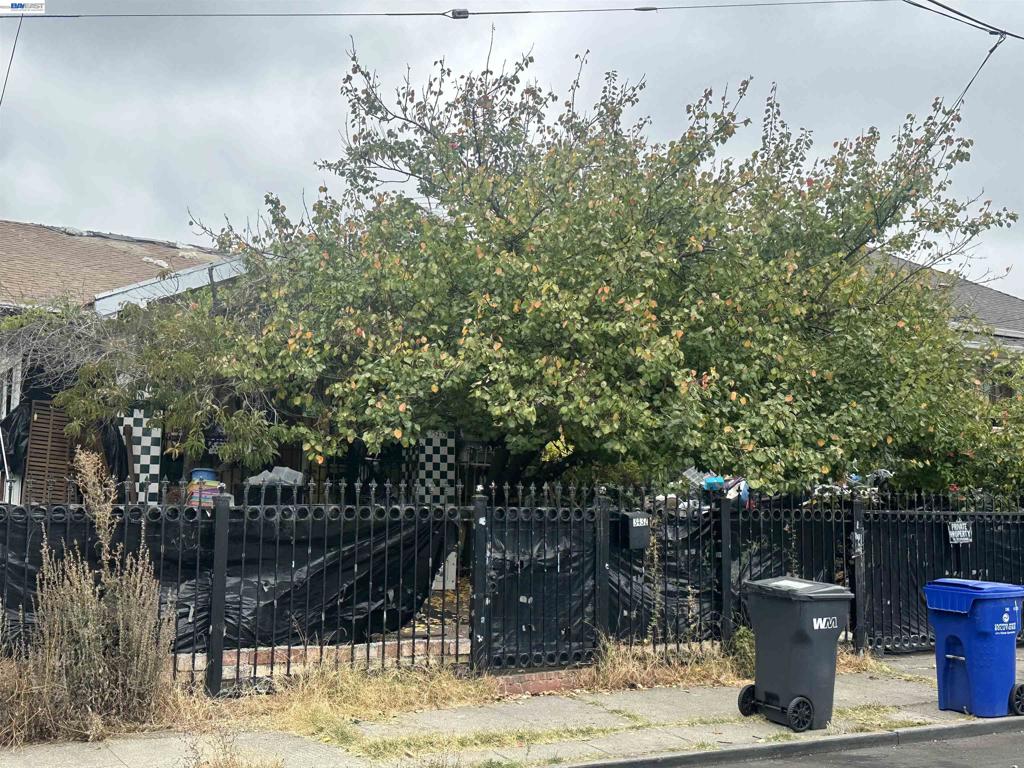 3432 Paxton Ave — photo