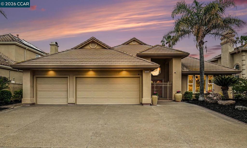 5666 Oakmont Ct — photo