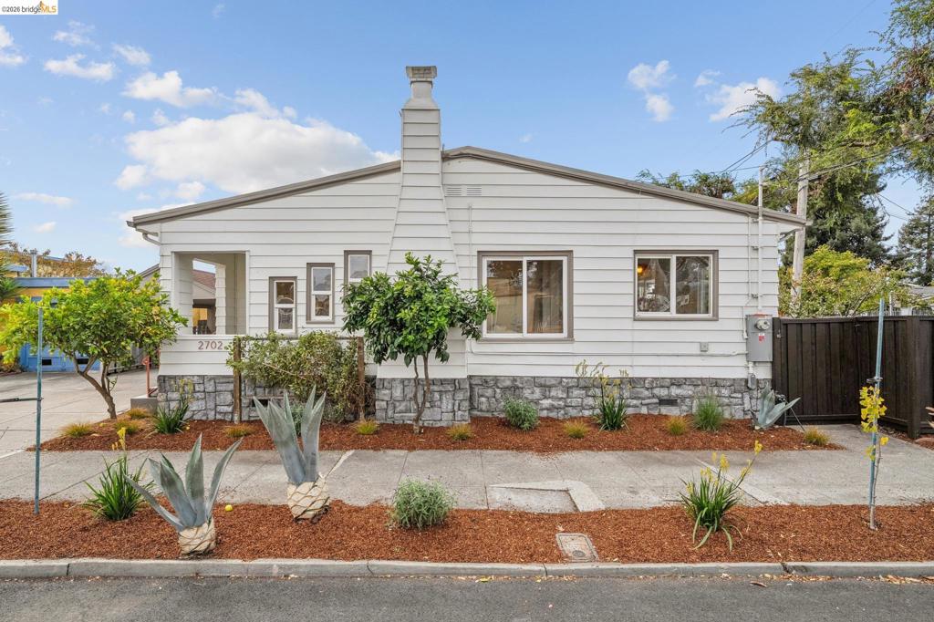 2702 Acton Street, Berkeley, CA 94702 — photo 2