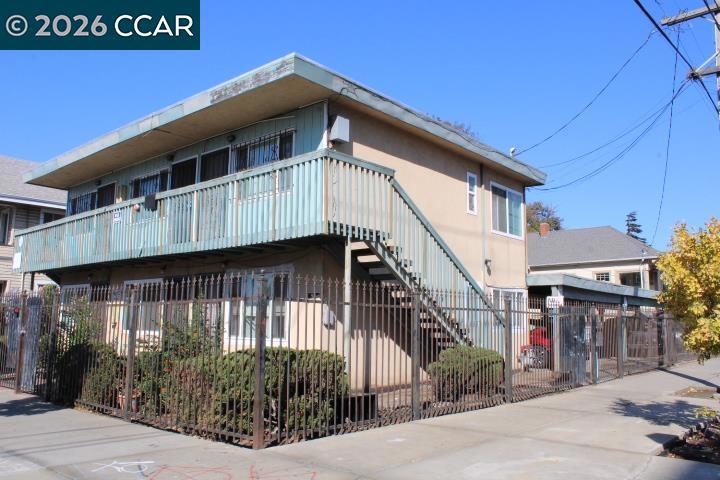 2029 a Nevin Ave. — photo