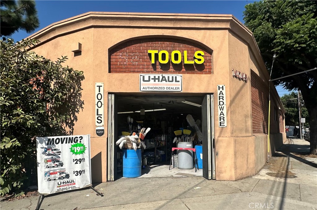14045 Garfield Ave. — photo