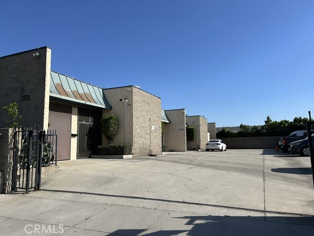 11742 Clark — photo