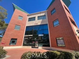 1700 Lombard — photo