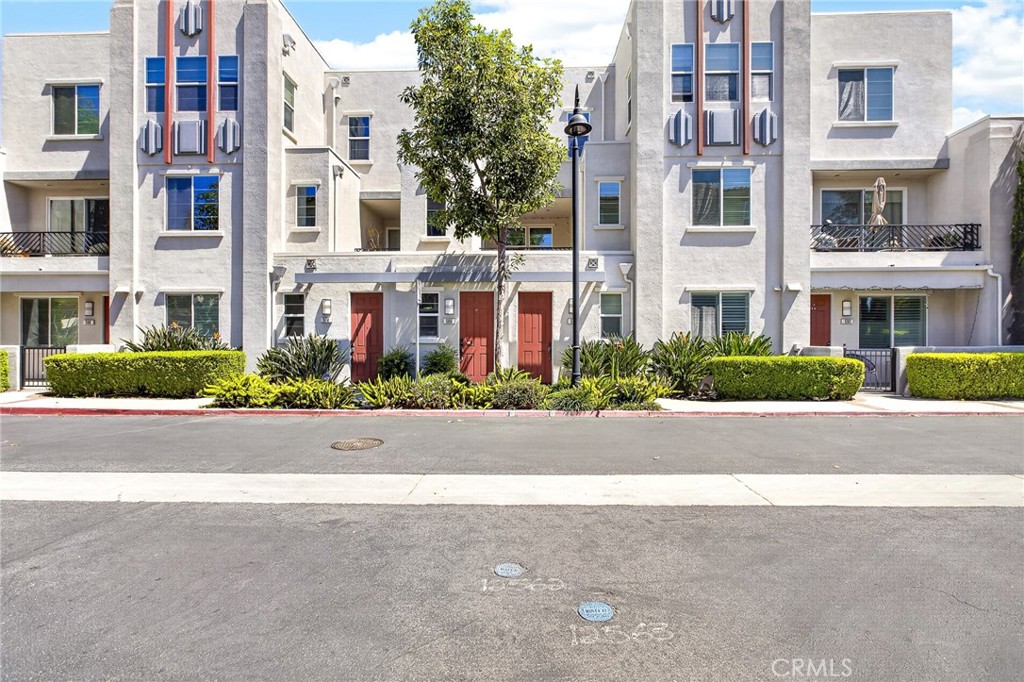 596 Katy, Upland, CA 91786 — photo 2