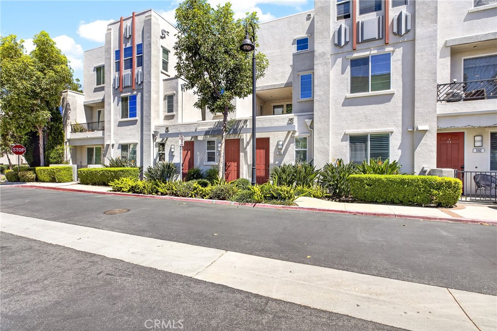 596 Katy, Upland, CA 91786 — photo 3