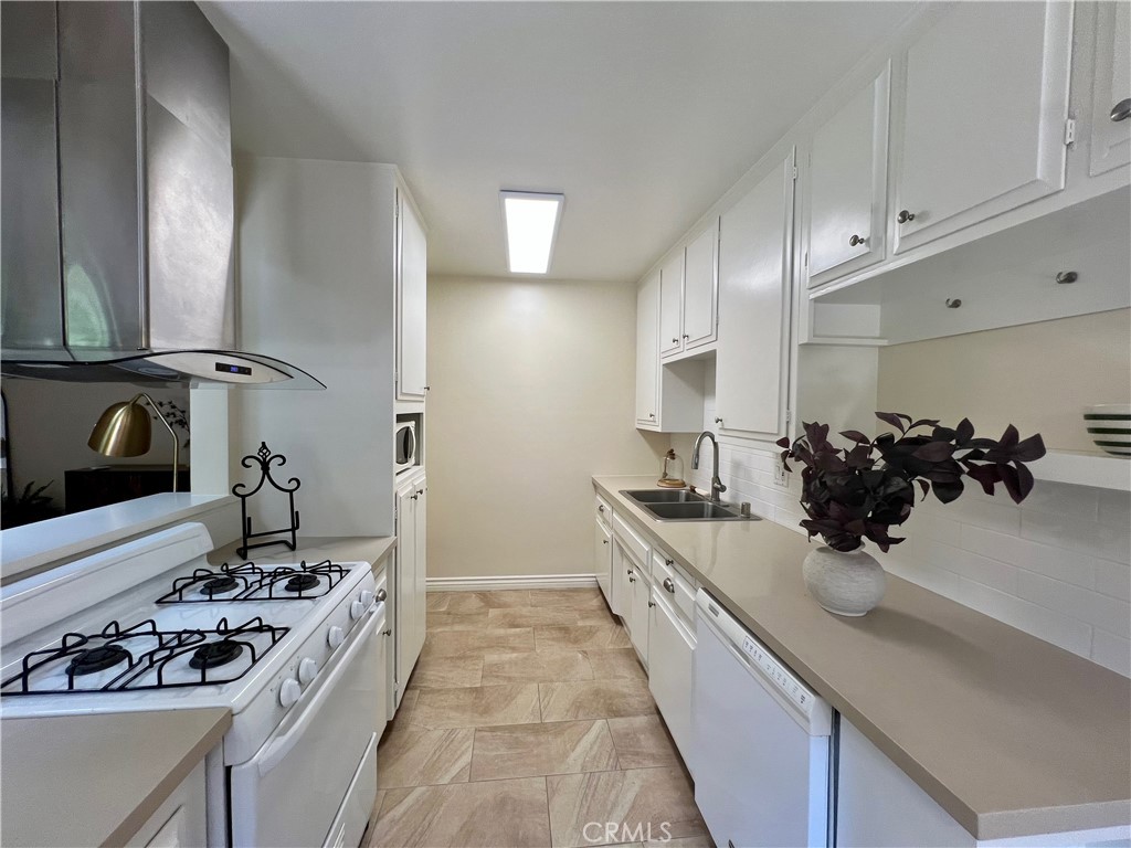 228 W Lemon B — photo