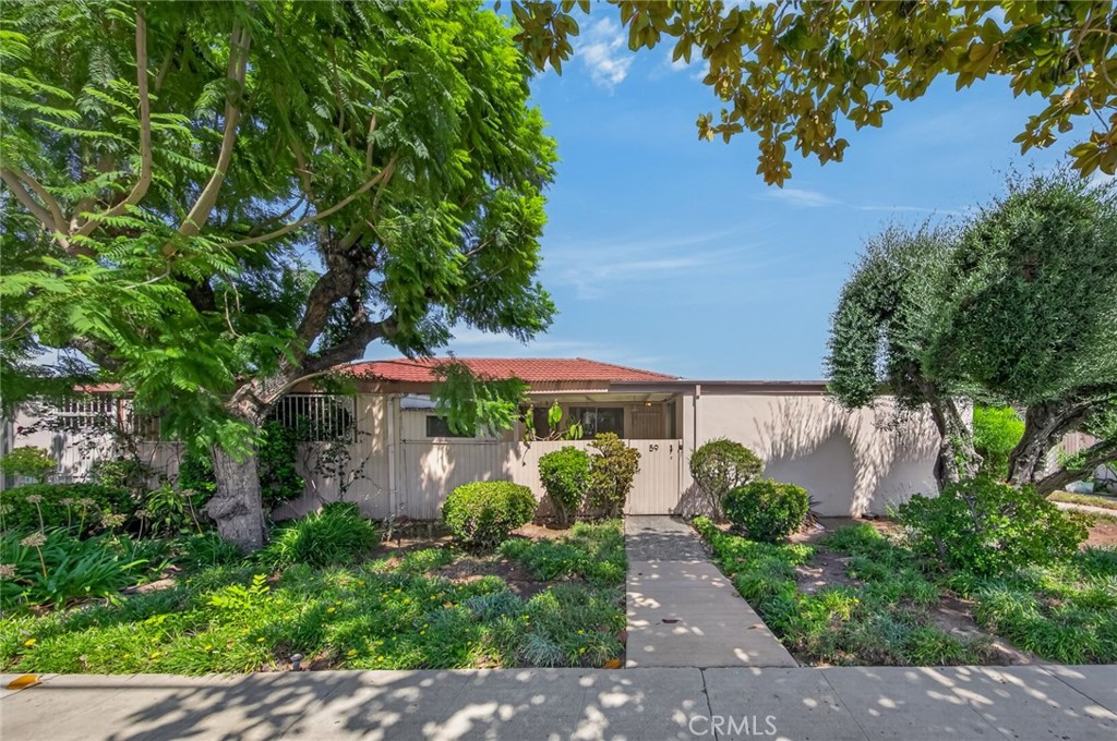 777 E Valley 59 — photo