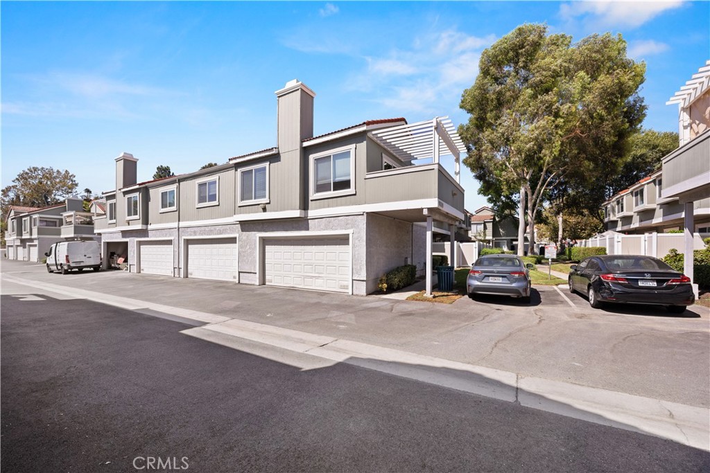 1060 Golden Springs E — photo