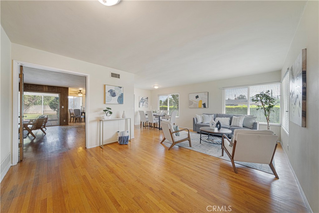 443 E Sandra, Arcadia, CA 91006 — photo 2