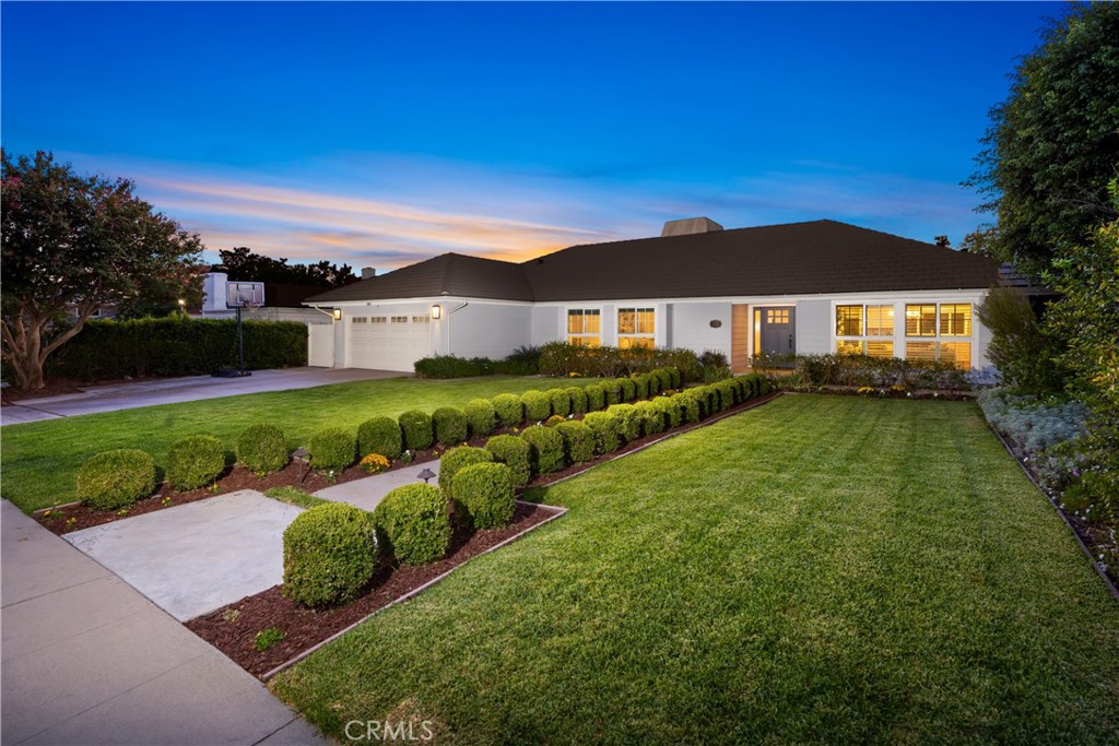 521 N Altura Road — photo