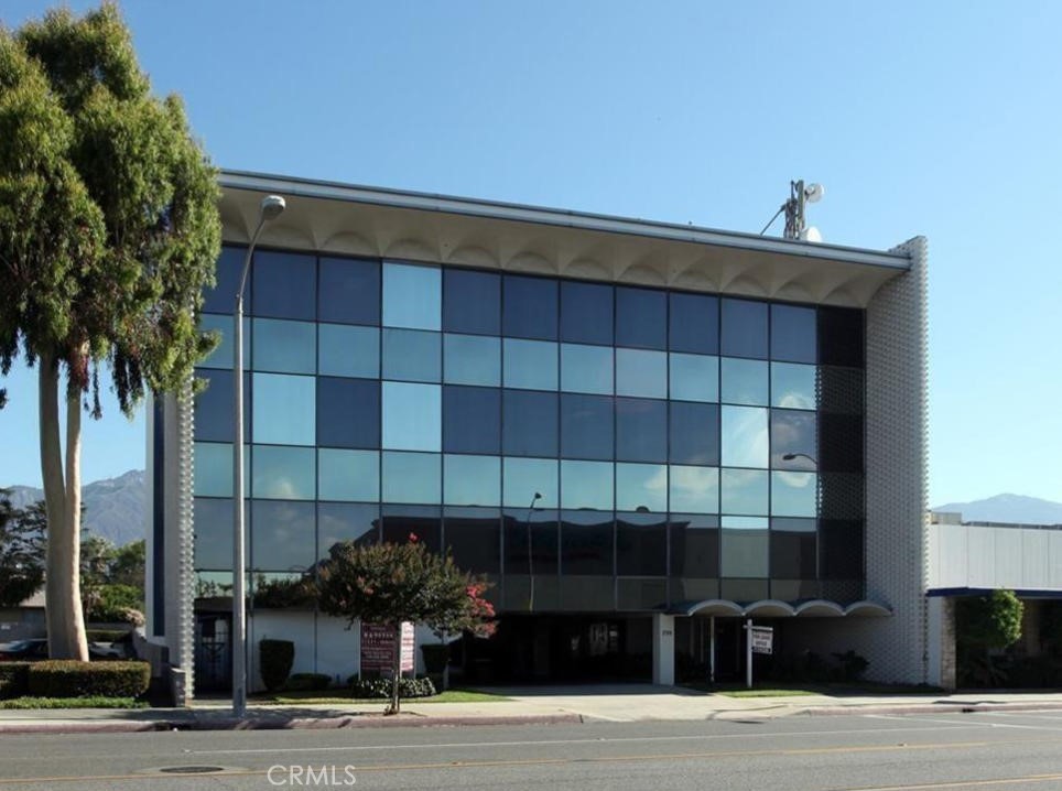 735 W Duarte Road Unit 208 — photo
