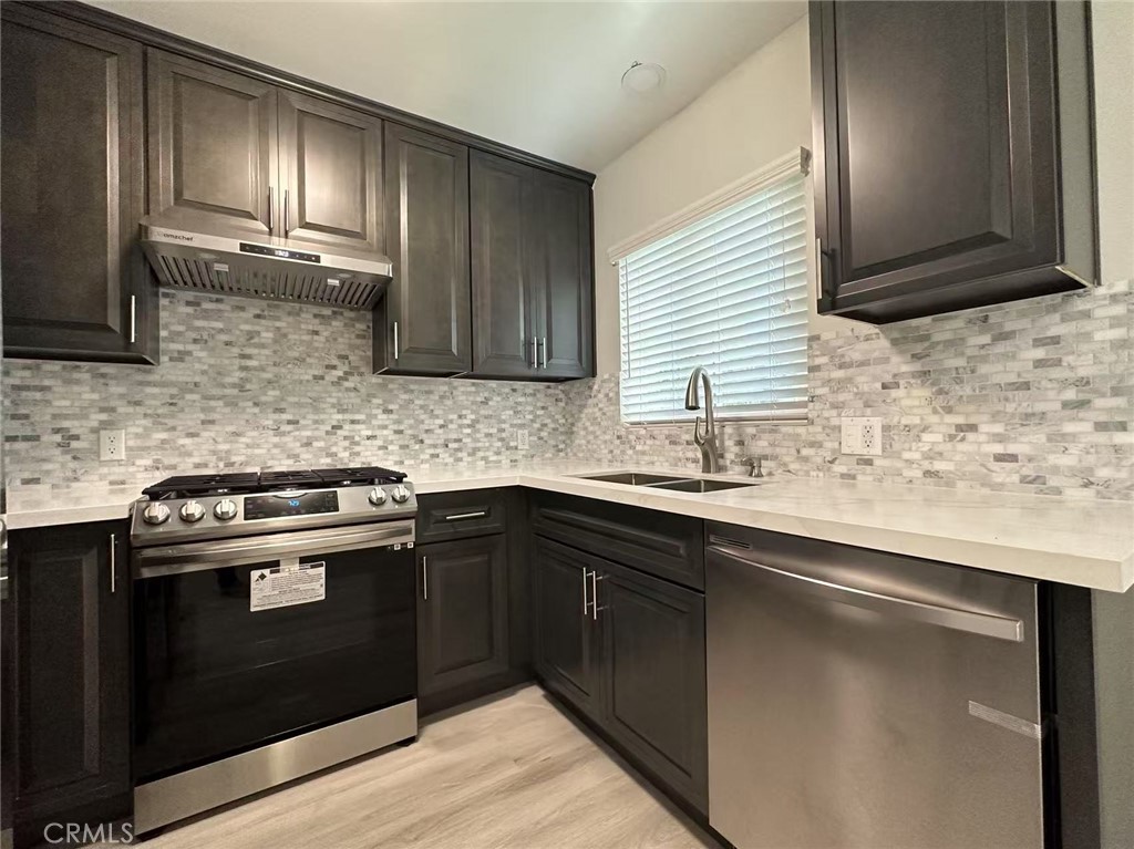 41 N Sierra Bonita Avenue Unit C — photo