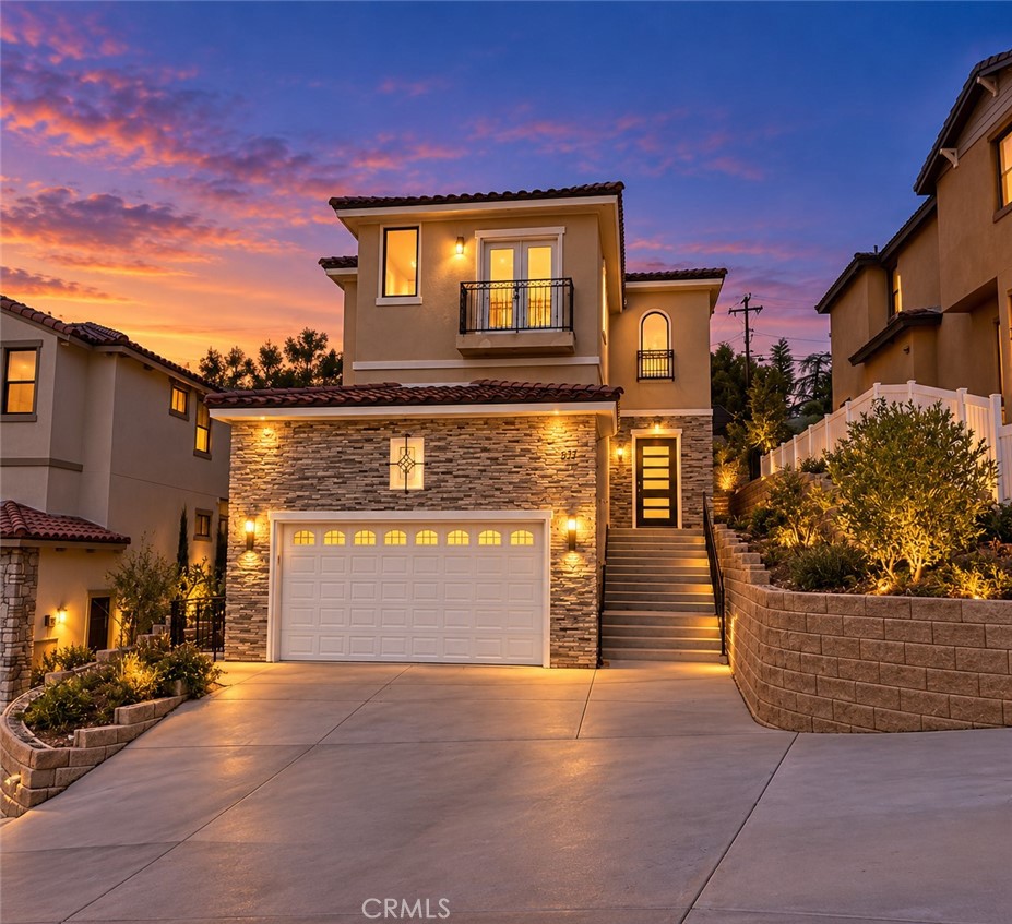 677 Castlehill Drive — photo