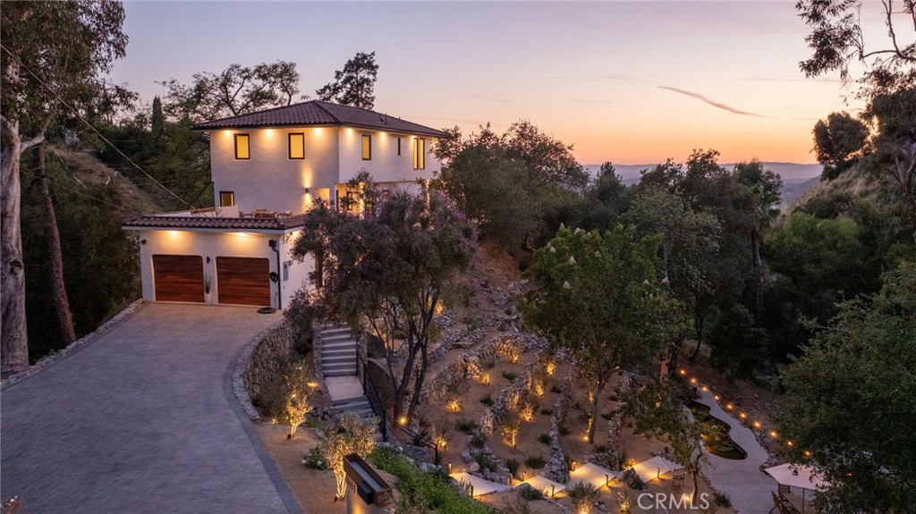 11111 Tujunga Canyon — photo