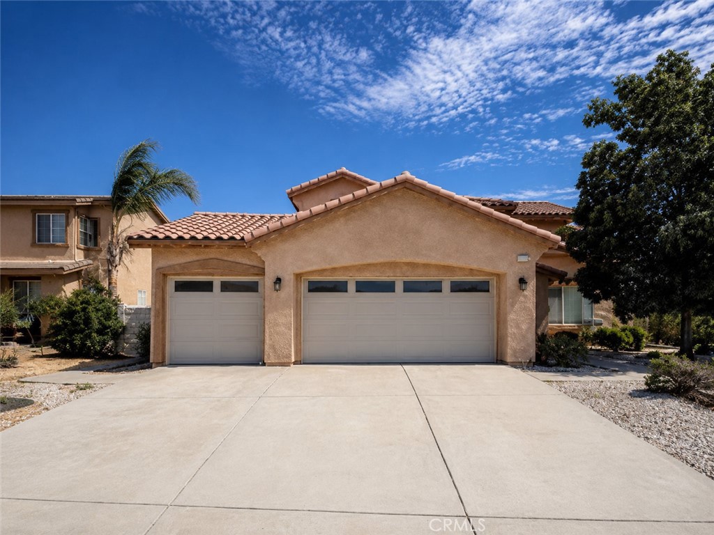 12328 Ava Loma — photo