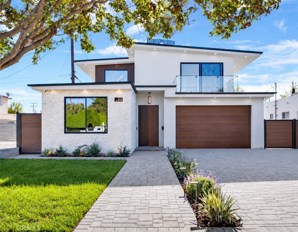212 W Santa Anita — photo