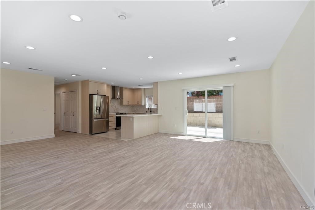 3056 N Frederic Street — photo