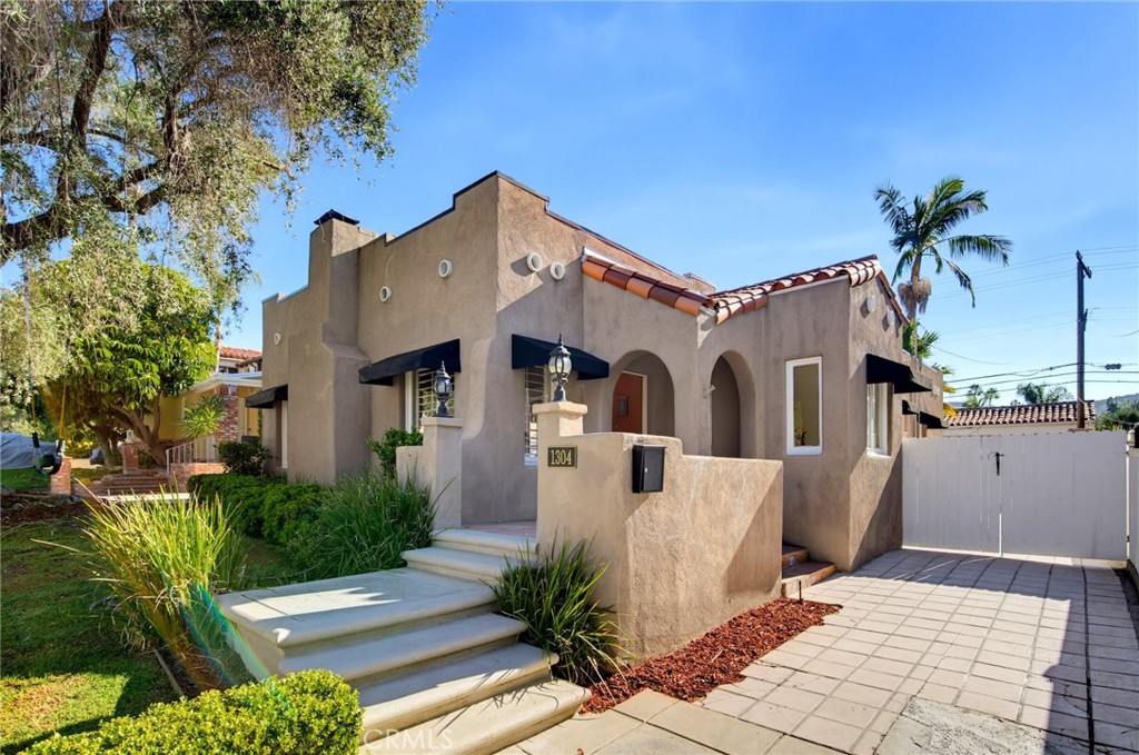 1304 Carmen Drive — photo