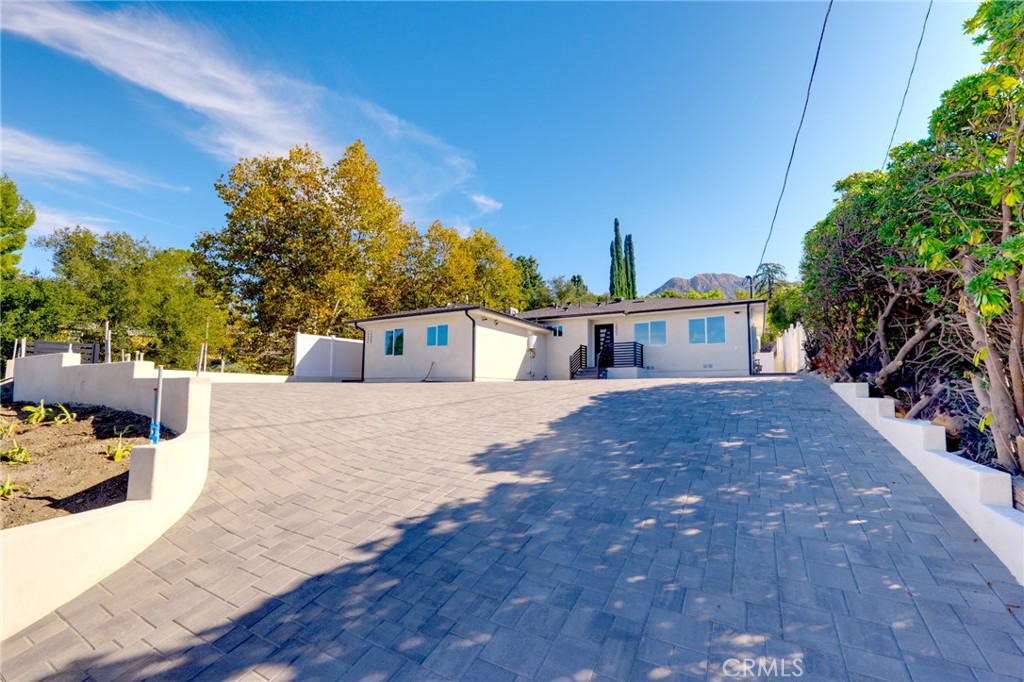 10906 Tujunga Cyn, Tujunga, CA 91042 — photo 2