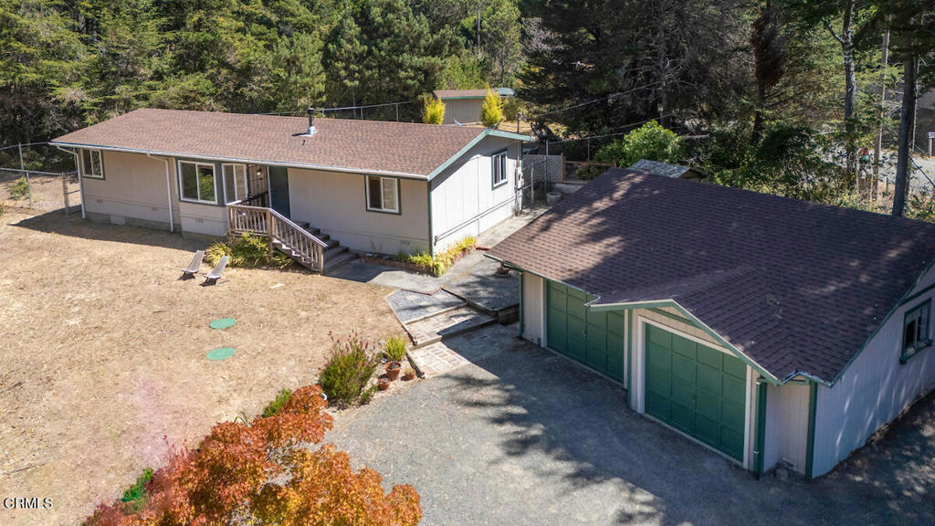 31290 Thomas Lane — photo