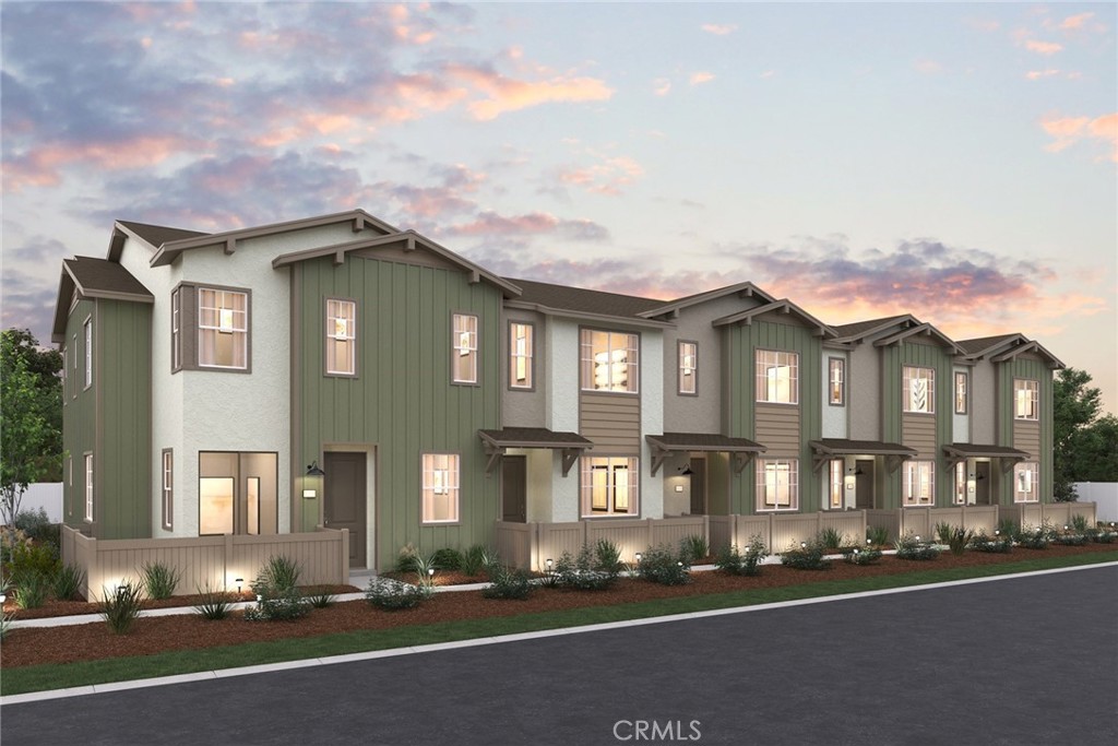 9827 Crossbay Loop 806 — photo