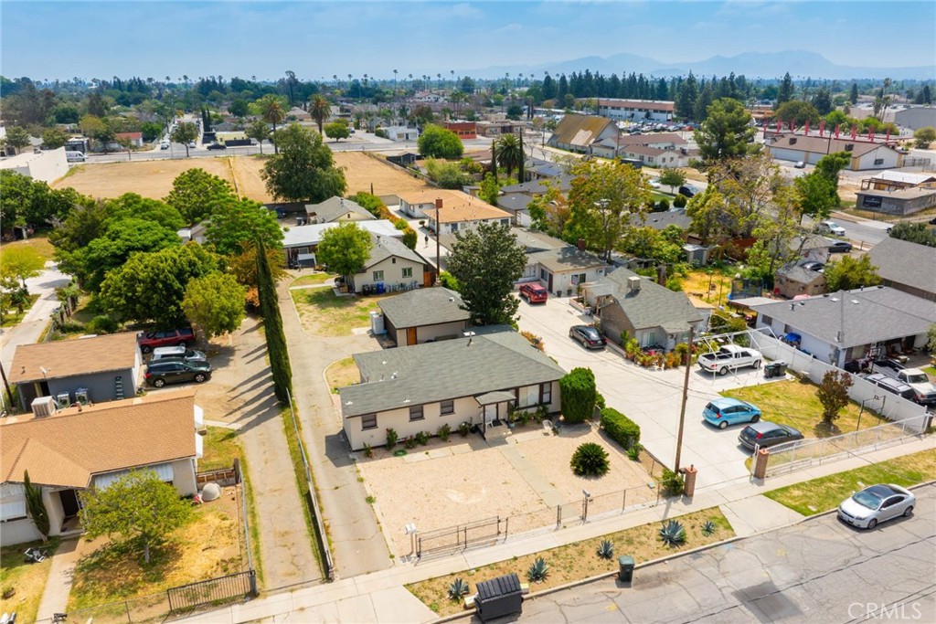 9063 Olive Street — photo
