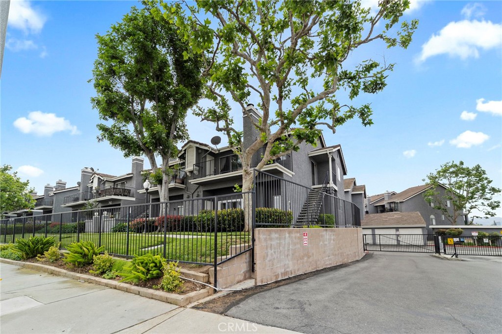 740 E San Bernardino Road Unit 2 — photo