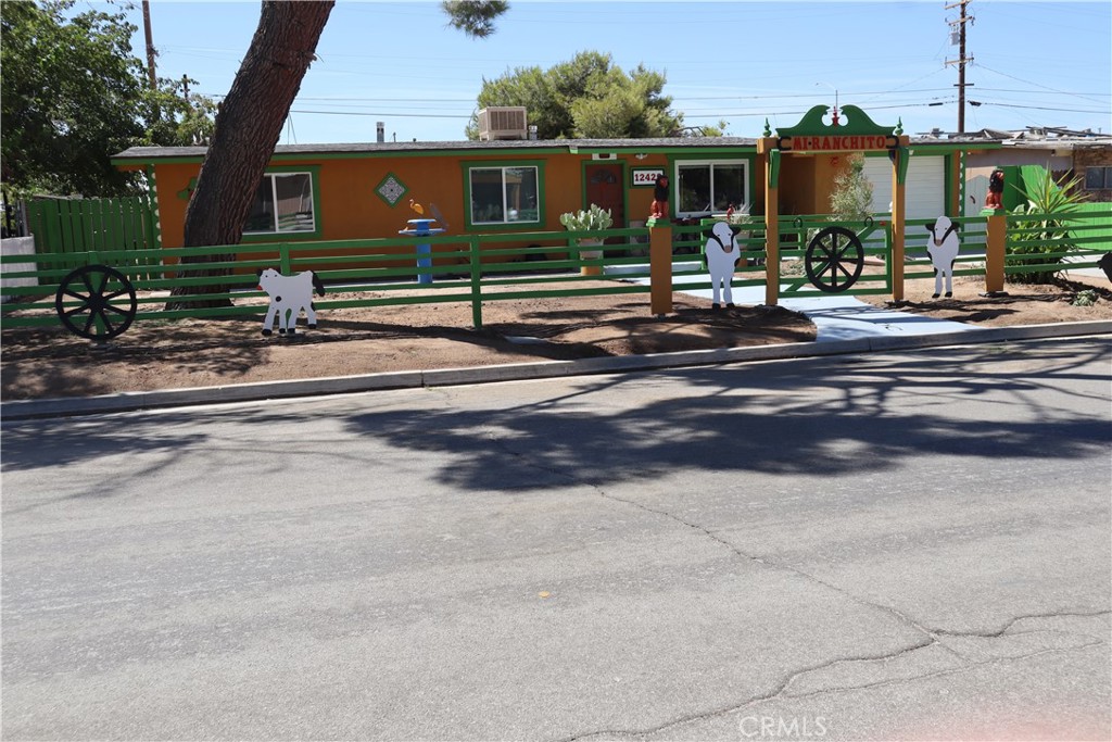 12429 Sierra View — photo