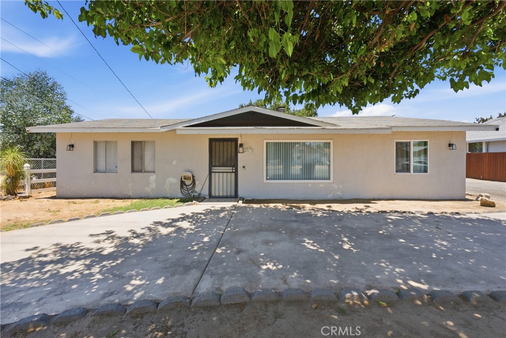 40672 Mayberry — photo