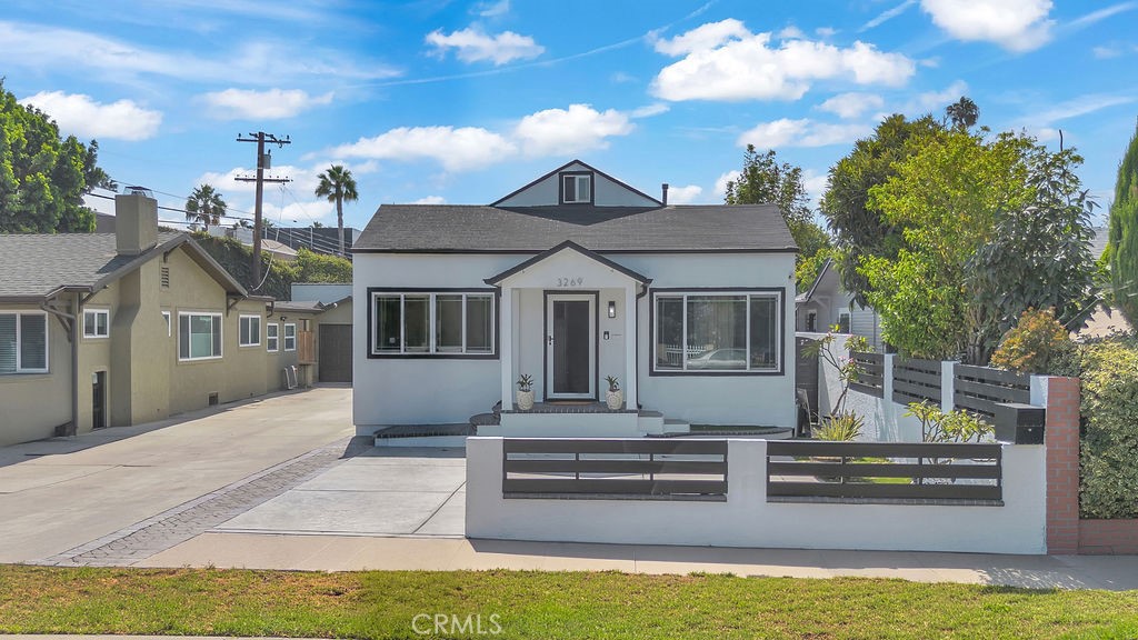 3269 Fay — photo