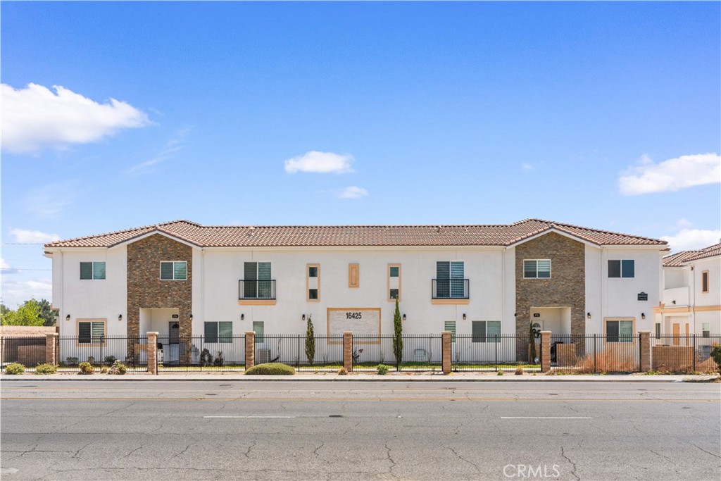 16425 Arrow Blvd 1715 — photo