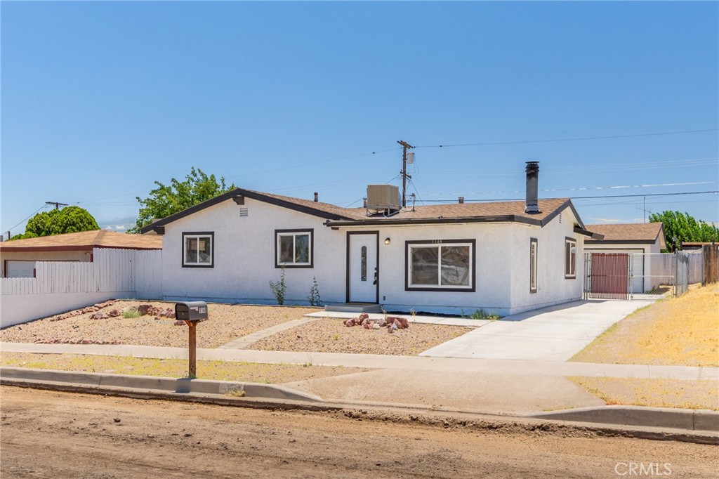 1148 E Virginia Way — photo