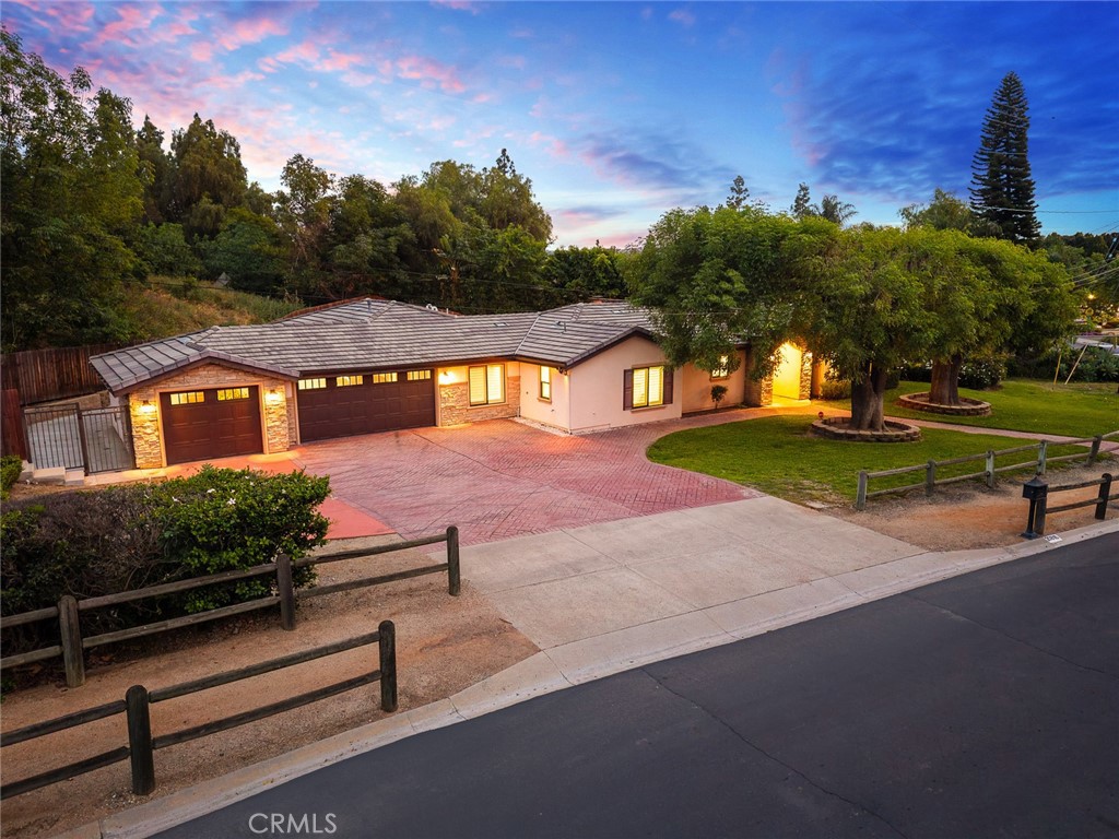 20816 Fuerte Drive — photo