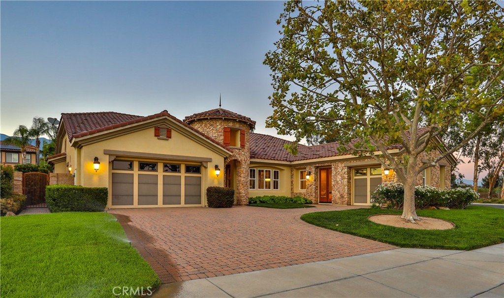 13052 Via Tesoro Drive — photo