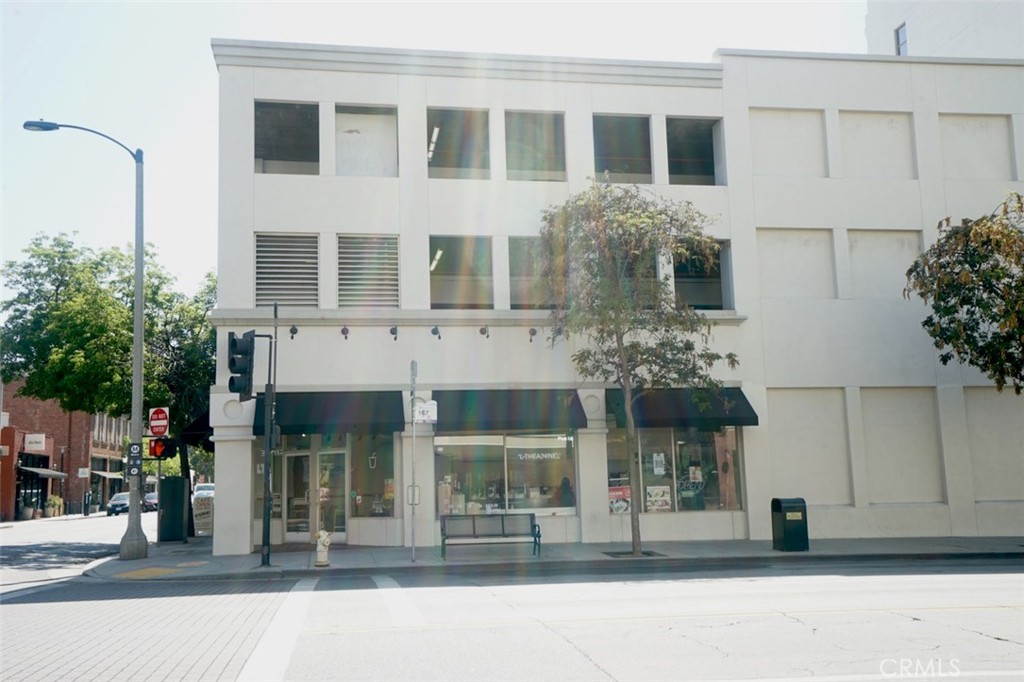 50 N Raymond Avenue — photo