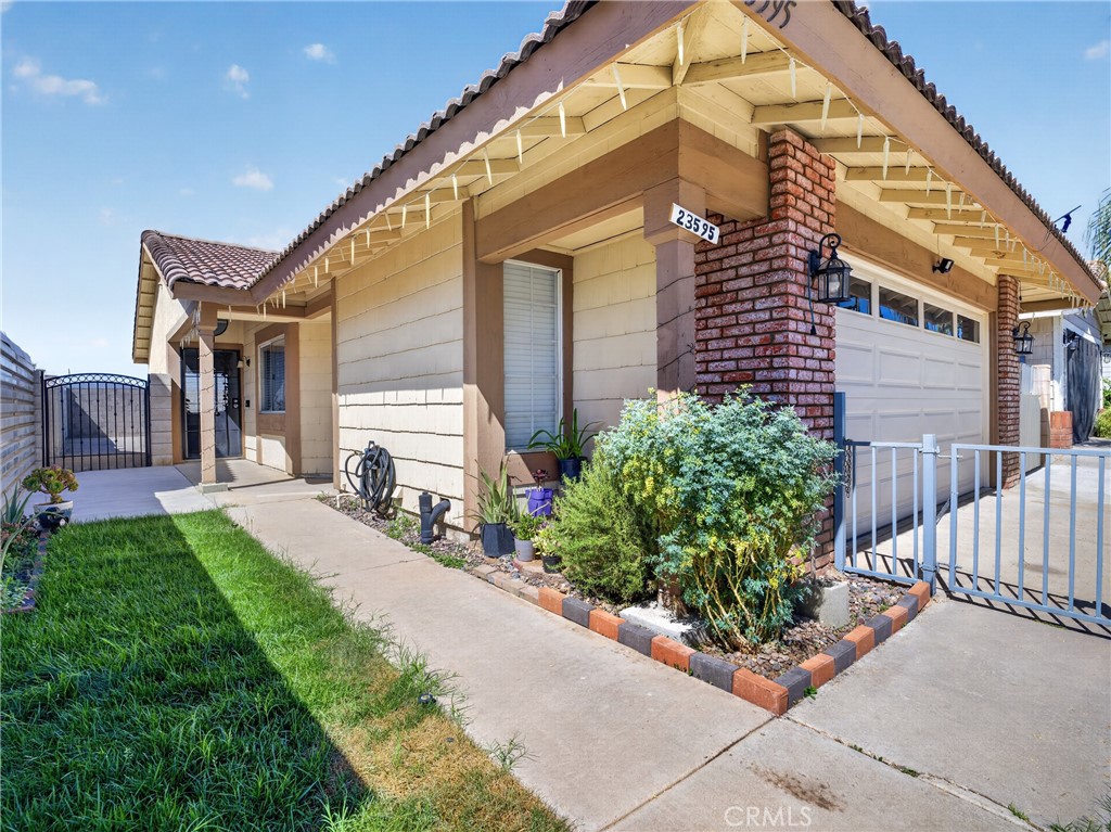23595 Ashwood — photo
