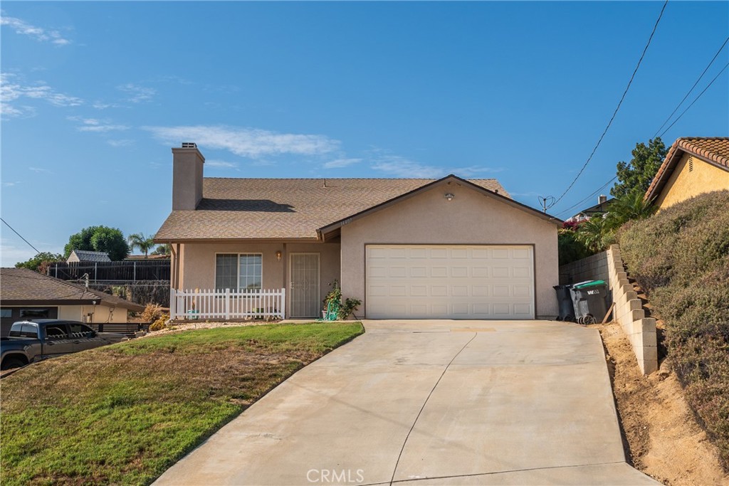 14407 Laurel Drive — photo