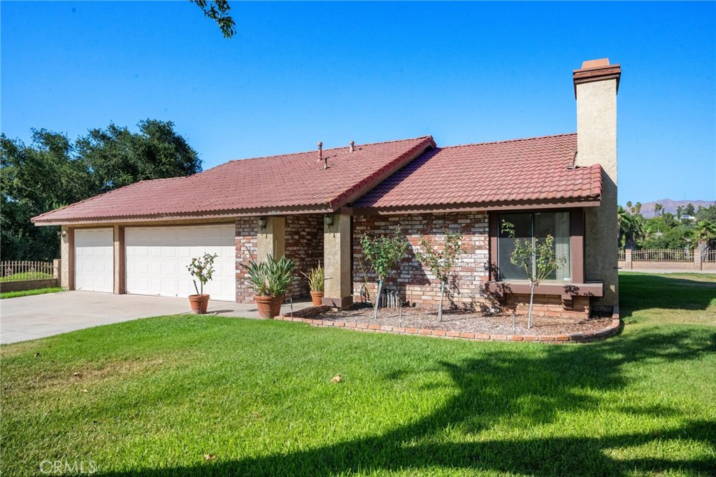 6304 Glen Aire Avenue — photo