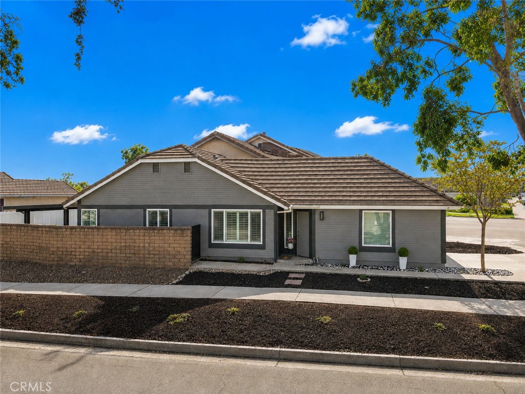 12351 Daisy Court — photo