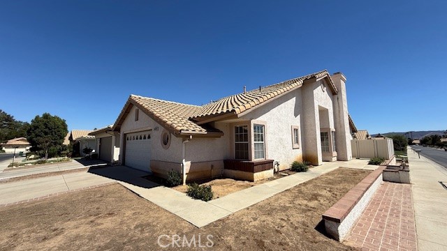 6384 Colonial — photo
