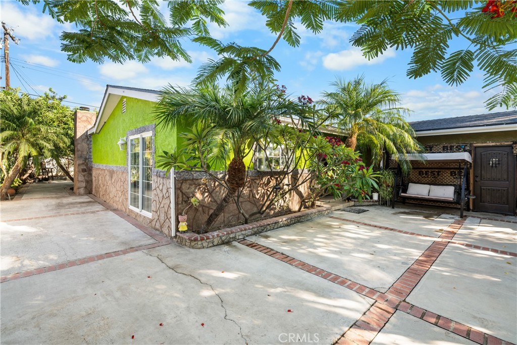 438 Cabana — photo