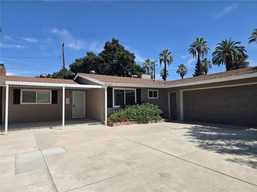 533 Esther Way — photo