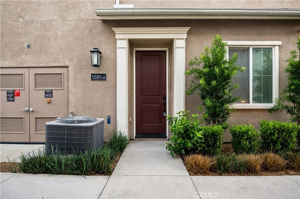5585 Kate Way 6 — photo