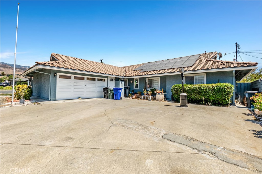 6061 Arden — photo