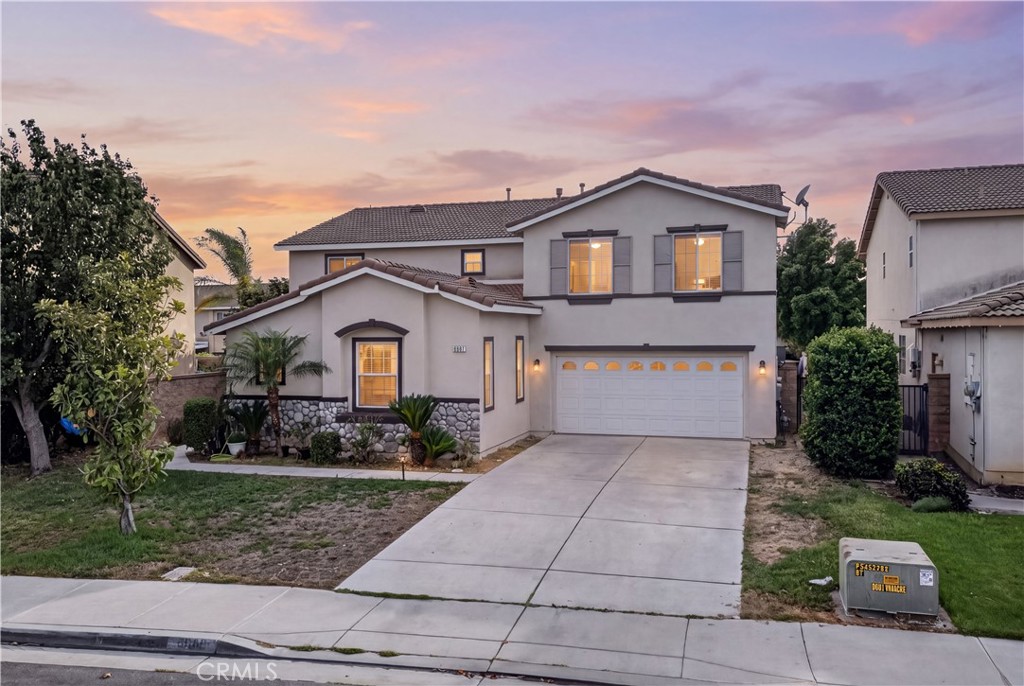 6881 Landing Court — photo